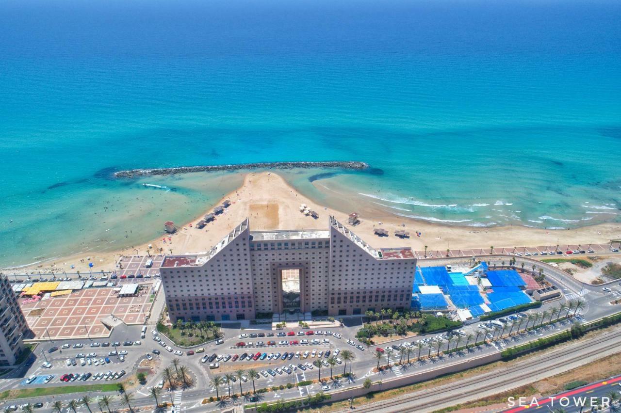 Almogim- Almog Building Хайфа Екстериор снимка